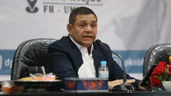 فخر باخميد: يمكن لبرابوو إصدار قانون إضافي بقيمة 1.77 تريليون روبية إندونيسية لتمويل الحج الجوي