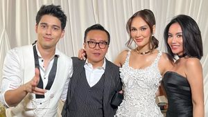 <i>Go Public</i>, Ari Lasso Unggah Foto Rangkul Dearly Joshua di Resepsi Luna Maya-Maxime Bouttier 