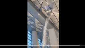 Benarkan Video Viral ‘Air Terjun’ di Terminal 3 Bandara Soekarno-Hatta, Angkasa Pura II: Area Sudah Disterilisasi