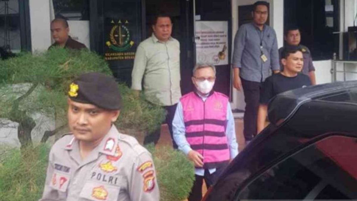 The Prosecutor's Office Has Named The Former Bekasi Kadisat As A Corruption Suspect