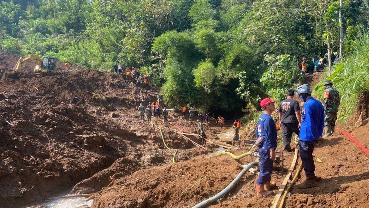 Extends 2 Days Of Search For Blitar Longor Victims, SAR Admits Gembur Soil Structure Is An Obstacle