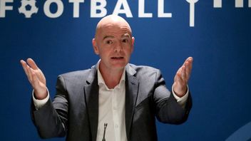 FIFA President: Football Players Are Not Priority For Vaccine Recipients