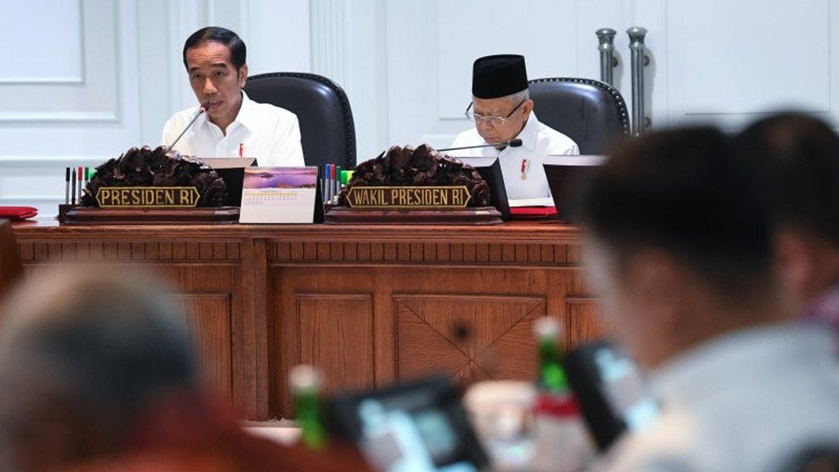 عام قيادة جوكوي معروف أمين، كونتراس: الديمقراطية في إندونيسيا تراجعت