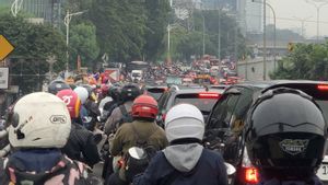 Pramono Anung Rasakan Sendiri Kemacetan TB Simatupang, Janji Surati Pemerintah Pusat