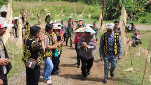 Pertama Kali, Kapolda Kaltara Kunjungi Perbatasan di Apau Kayan 