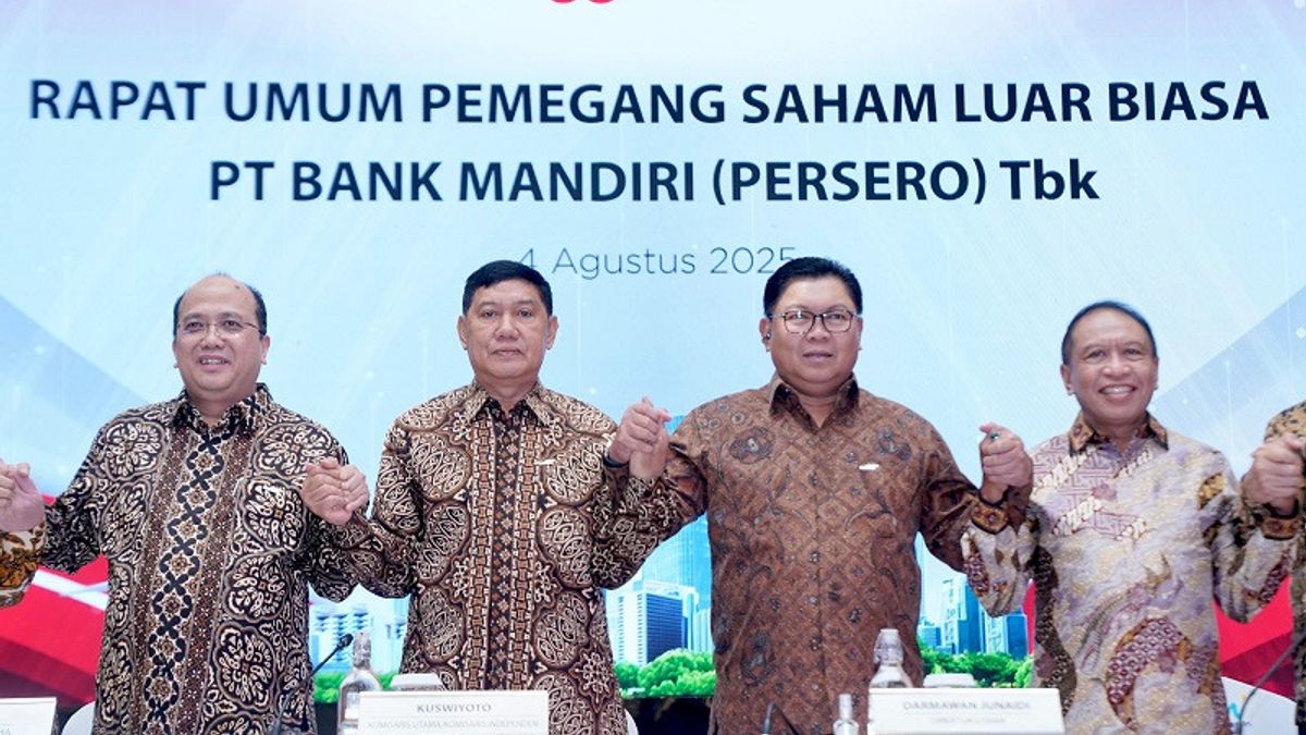 Geser Darmawan Junaidi, Riduan Didapuk tadi Dirut Bank Mandiri