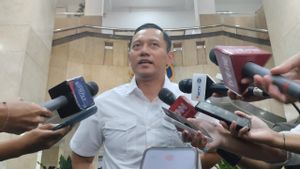 AHY Komitmen Bakal Kawal Pembangunan Jalan Lintas Utara Flores