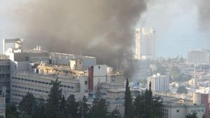 Berita Palestina Terbaru: Serangan Udara Dilakukan, Balon Pembakar Kembali Terbang ke Israel