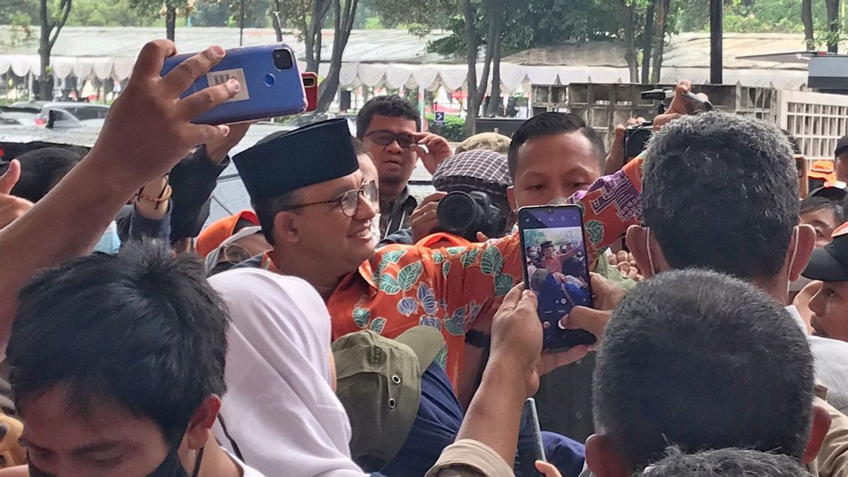 Anies Only Smiled When Asked About The Roof Of The Formula E Audience Tribune Collapsing