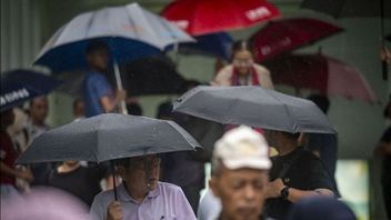 BMKG Prakirakan Sebagian Jakarta Hujan Siang Hari Ini