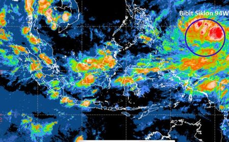 Ada Bibit Siklon Tropis 94W, BNPB Beri Warning 30 Gubernur