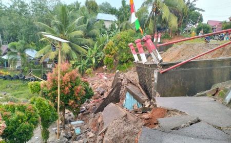 Longsor dan Banjir Terjang 3 Desa di Bengkulu Utara, Material Timpah Rumah hingga Hanyutkan Perahu Warga