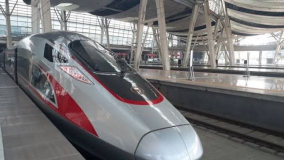 prolongation de la route train à grande vitesse Jakarta-Surabaya, patron de KCIC: phase I construite jusqu’à Yogyakarta