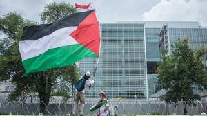 The Palestinian Government Bans Its Flags From Being Carried Away By Demonstrations In Today's Memory, January 25, 2017