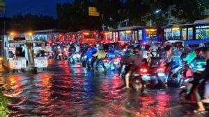 Banjir Jakarta Telan Korban, Seorang Pengemudi Tewas Saat Terjebak Kemacetan