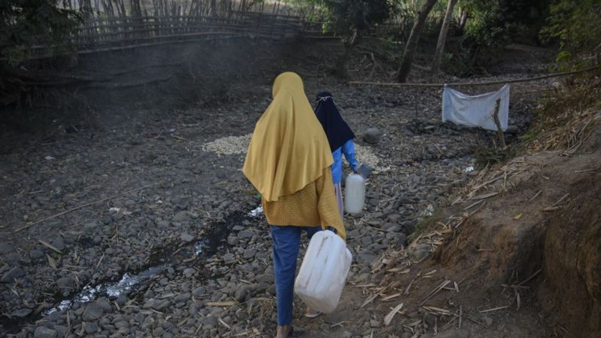 دخول الجفاف ، تم توفير 200 خزان مياه نظيفة لمساعدة سكان الجفاف في وسط لومبوك NTB