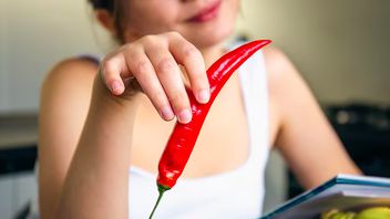 لسان بيونيك الصيني الصنع يمكن أن يقيس مستوى قلق الفلفل الحار