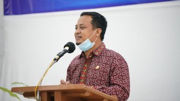 Le Gouverneur Par Intérim Andi Sudirman Affirme Que L’UMP De Sulawesi Du Sud N’augmentera Pas