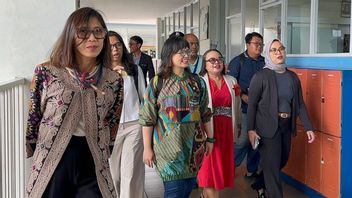 ina Stella souligne l’importance de la recherche dans l’ouverture du SBRMUN 2025