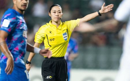 Yoshimi Yamashita Menjadi Wasit Wanita Pertama dalam Sejarah Piala Asia