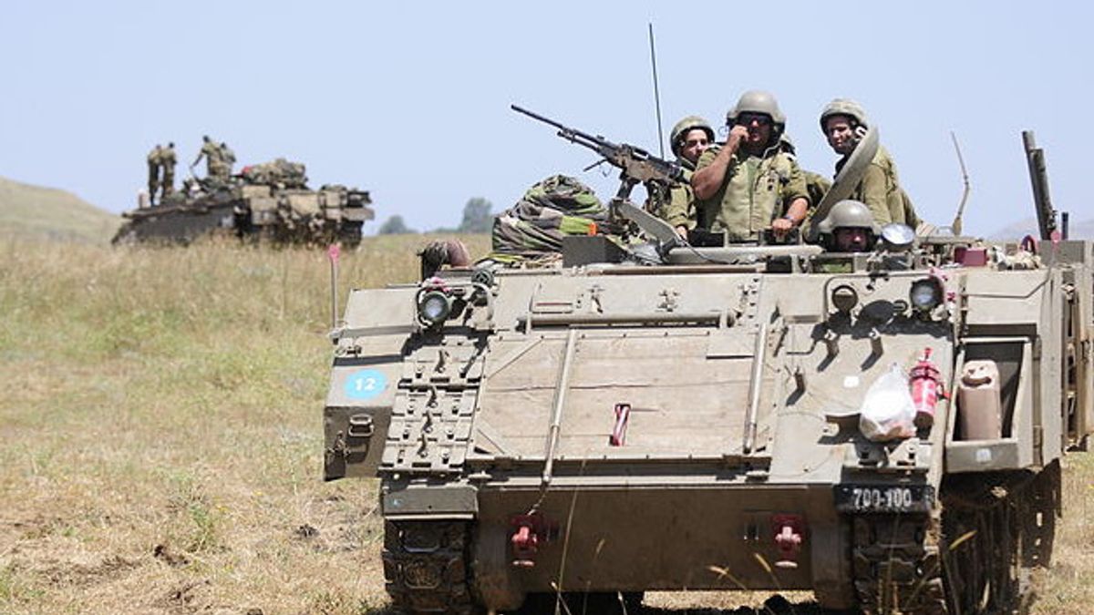 Israel Again Orders Residents To Evacuate When Military Tanks Attack Gaza From Various Directions