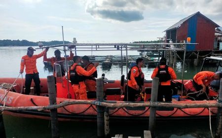 Pemancing Hilang Jatuh dari Perahu Kayu di Perairan Wisata Batam