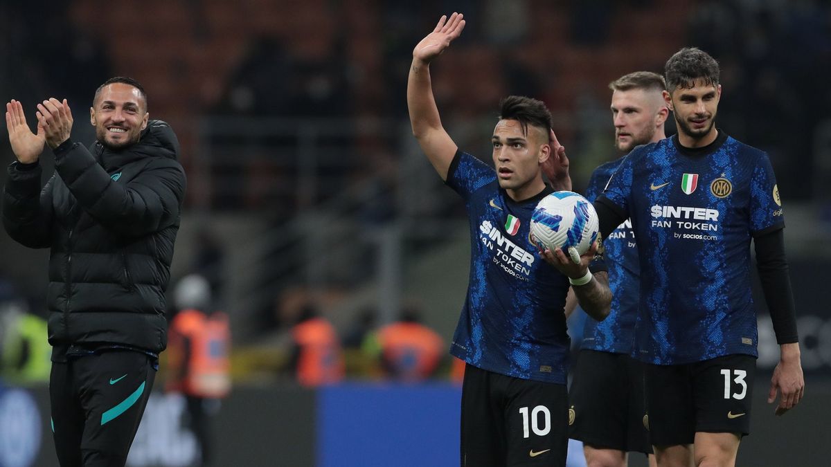 End Of Goal Fast And Victory Lautaro Martinez Feels Happy