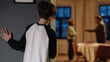 餐桌变成了辩论场：如何巧妙地向孩子解释家庭矛盾