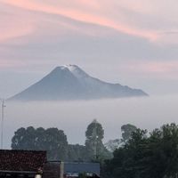 Gunung Merapi Muntahkan Guguran Lava 13 Kali Selama Sepekan
