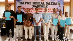 Pecahkan Rekor Nasional di Kejurnas Akuatik, Atlet DIY Raih Penghargaan 