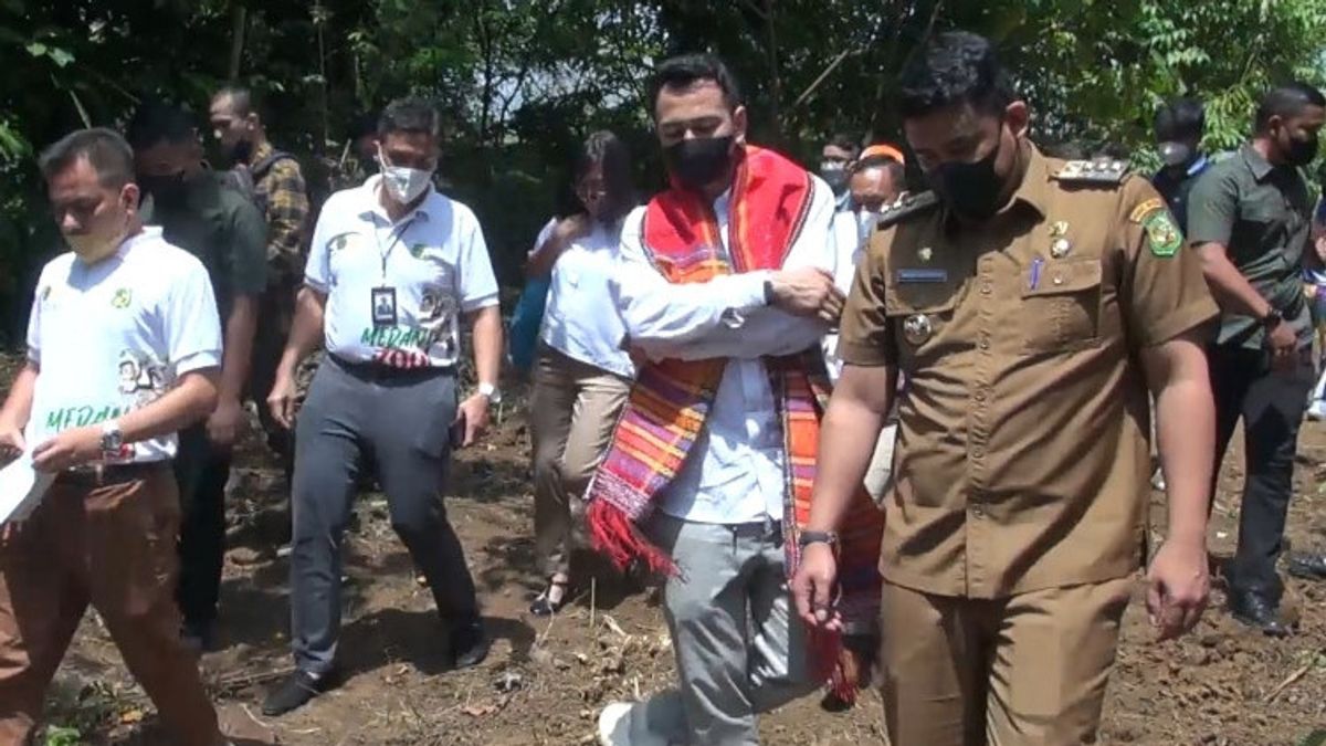 Ditemani Bobby Nasution, Raffi Ahmad Keliling Medan Zoo, Bakal Bangun Wahana Salju di Medan