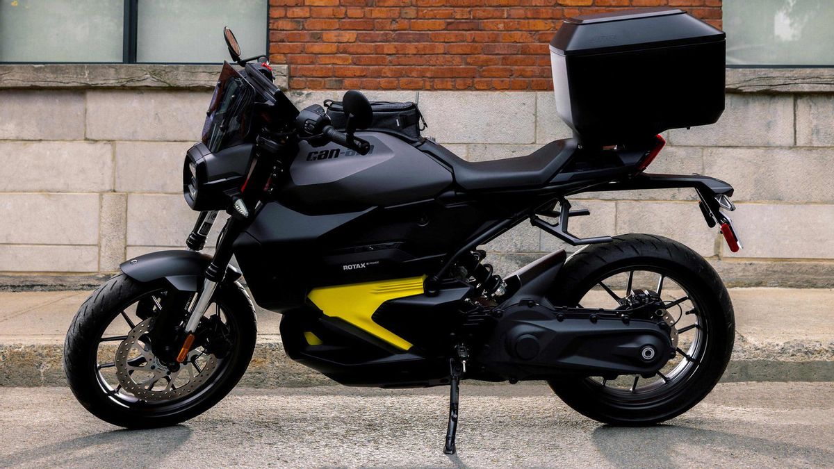 Can-Am 発売 最初の電気モーター、パルスとオリジン2025モデル