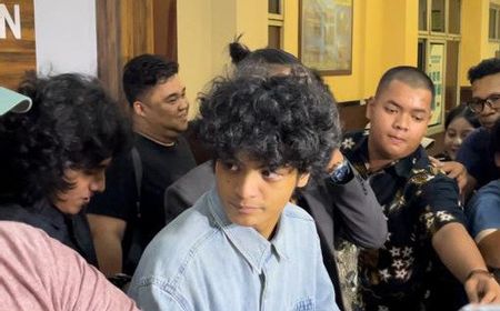 Keluarga Vadel Badjideh Laporkan Balik Nikita Mirzani Atas Dugaan Pencemaran Nama Baik