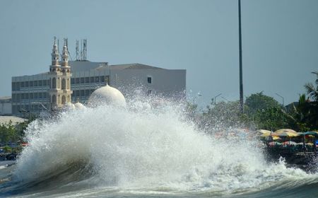 BMKG Nilai Indonesia Butuh Sembilan Satelit untuk Cegah Bencana