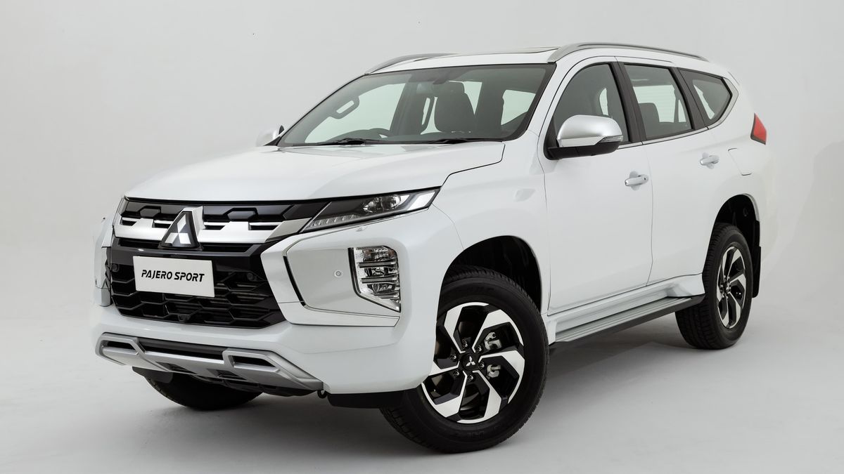 Observant la transformation du nouveau Pajero Sport, une apparence magnifique avec des caractéristiques modernes et un intérieur luxueux