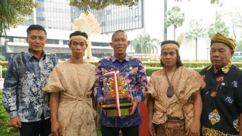 MHA Punan Batu Benaudi Bulungan Raih Kalpataru 来自环境和林业部长