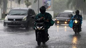 Hati-hati Ya, BMKG Prakirakan Cuaca akan Hujan Lebat dan Angin Kencang di Beberapa Wilayah