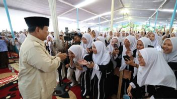 Prabowo 得到了Ponpes Genggong Probolinggo的支持