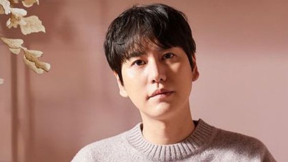 Mantap! Single <i>Love Story</i> Milik Kyuhyun Super Junior Jadi Trending Topic di Twitter 