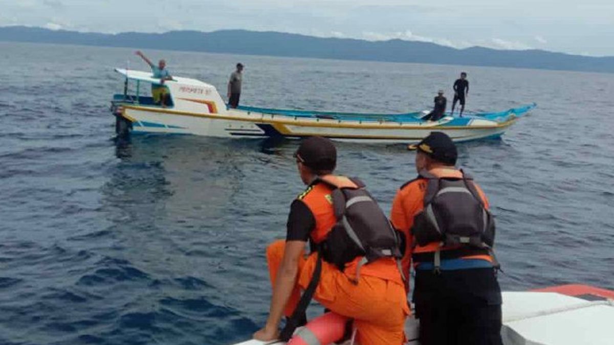 The Anugerah 13 Ship Sank In The Waters Of Raja Ampat, 4 People Managed To Be Rescued