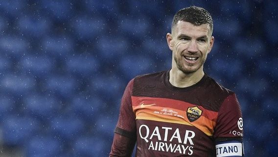 Cekcok dengan Pelatih, Edin Dzeko Dicopot dari Jabatan Kapten Roma