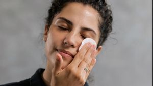 Tak Harus Kimiawi, Ini 5 Bahan Alami yang Bisa Dijadikan Alternatif Pengganti Toner Wajah