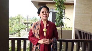 Puan Maharani utilise un kebaya de carton rouge lors de la cérémonie indonésienne de 79e anniversaire pour le symbole de l’émancipation