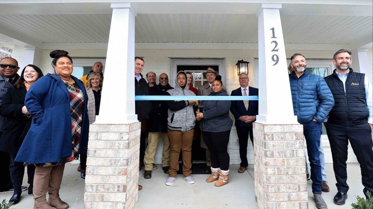 This Family Gets One Of The First 3D Printed Homes In The United States, Called Cost-Effective And Disaster Resistant