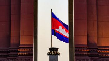 كمبوديا تطلب وقف إطلاق النار مع تايلاند