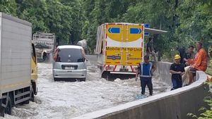 Kurangi Debit Banjir di Tol Sedyatmo, Jasa Marga Operasikan Sembilan Pompa