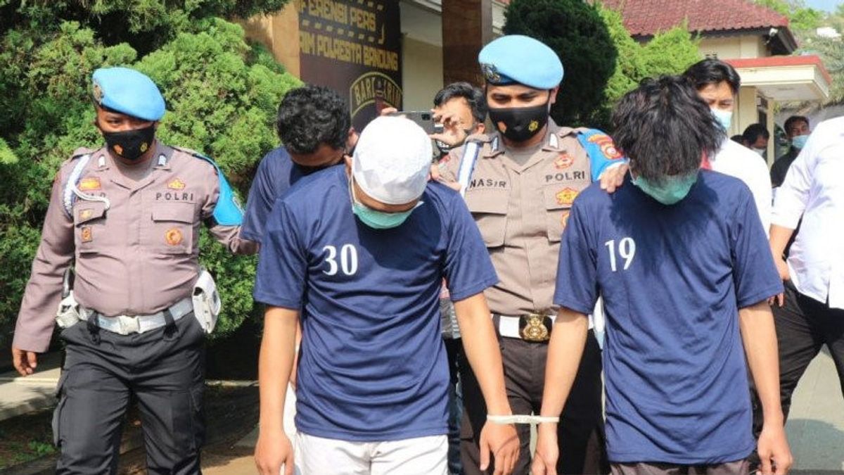 3 Pemalsu Dokumen SIM hingga BPKB di Bandung Ditangkap
