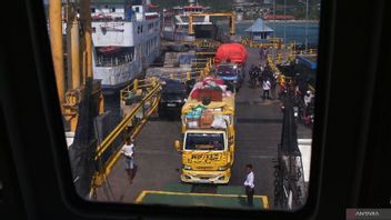 Bad Weather, ASDP Still Closes Ferry Boat Journey from Kupang NTT