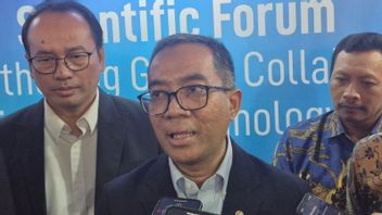 Minister of Science and Technology Deplores the Shooting of Tear Gas on the Unisba Campus