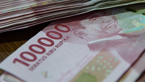 UMP 2022 Jatim Up Rp22 Thousand，工人威胁阿克巴在格拉哈迪的演示标题